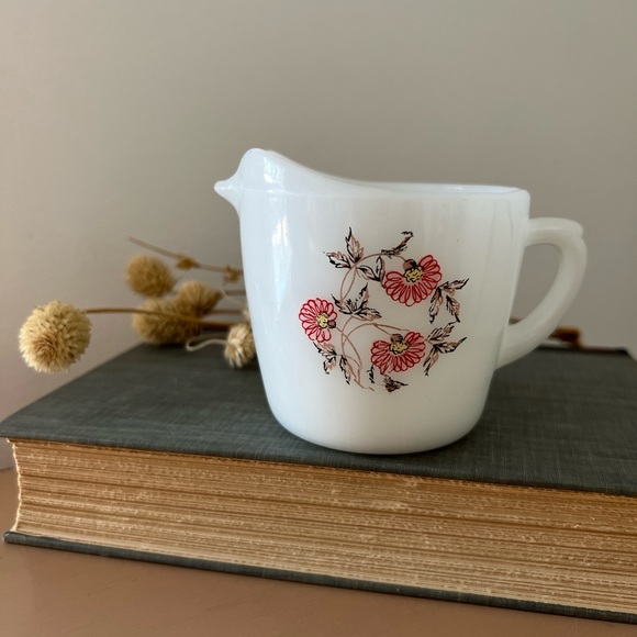 Vintage Fire King Oven Ware Pink Fleurette Creamer - Picture 2 of 12